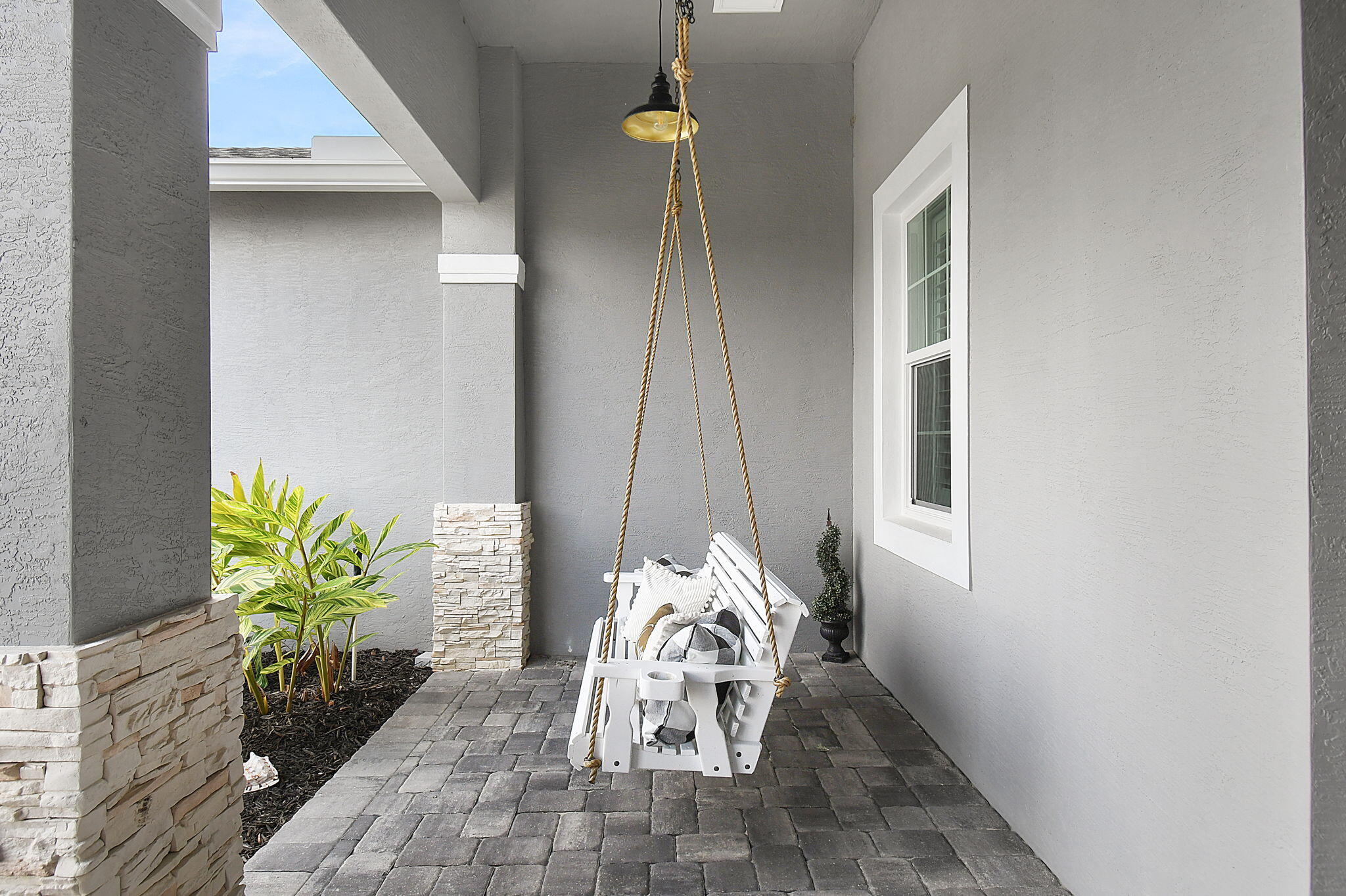 508 SW Bradshaw Circle