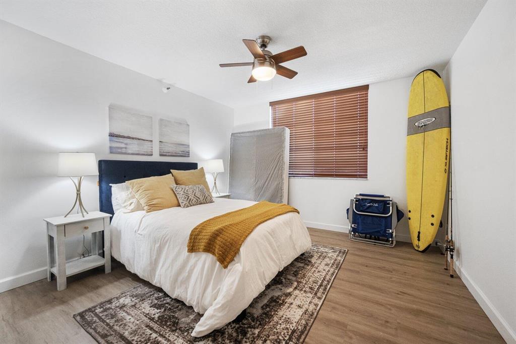 YACHT CLUB ON THE INTRACOASTAL CONDO - Residential