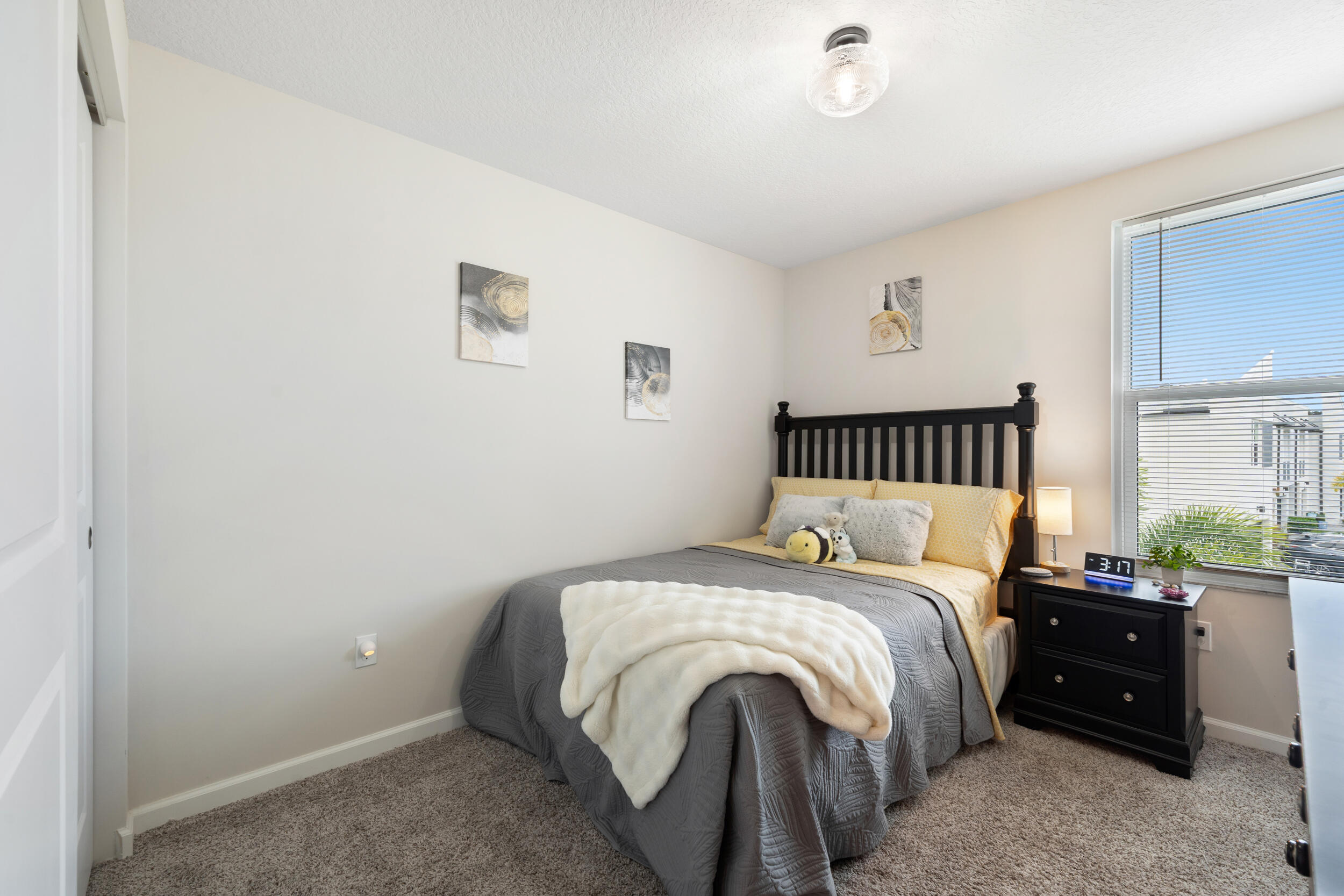 TRILLIUM - Residential