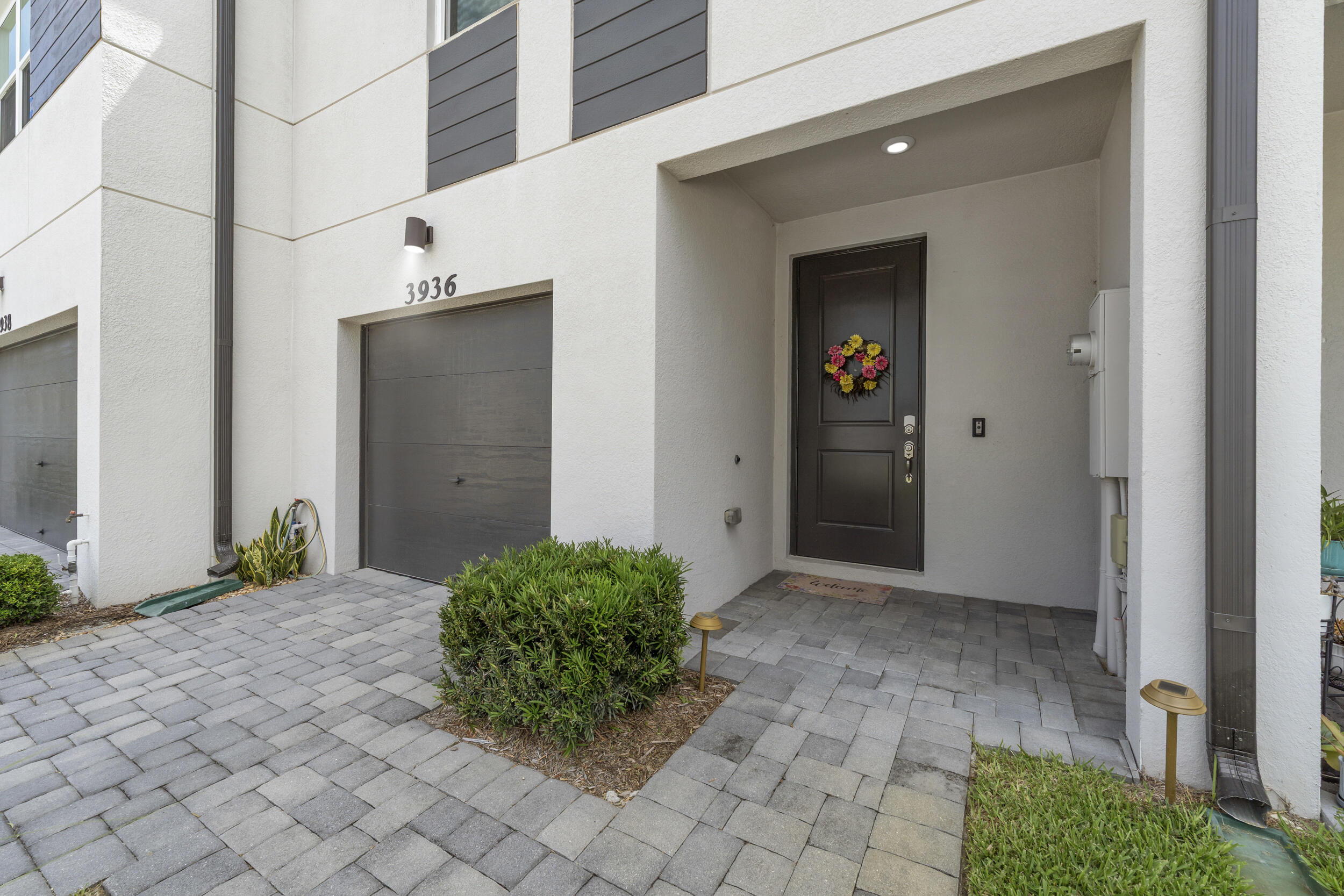 TRILLIUM - Residential