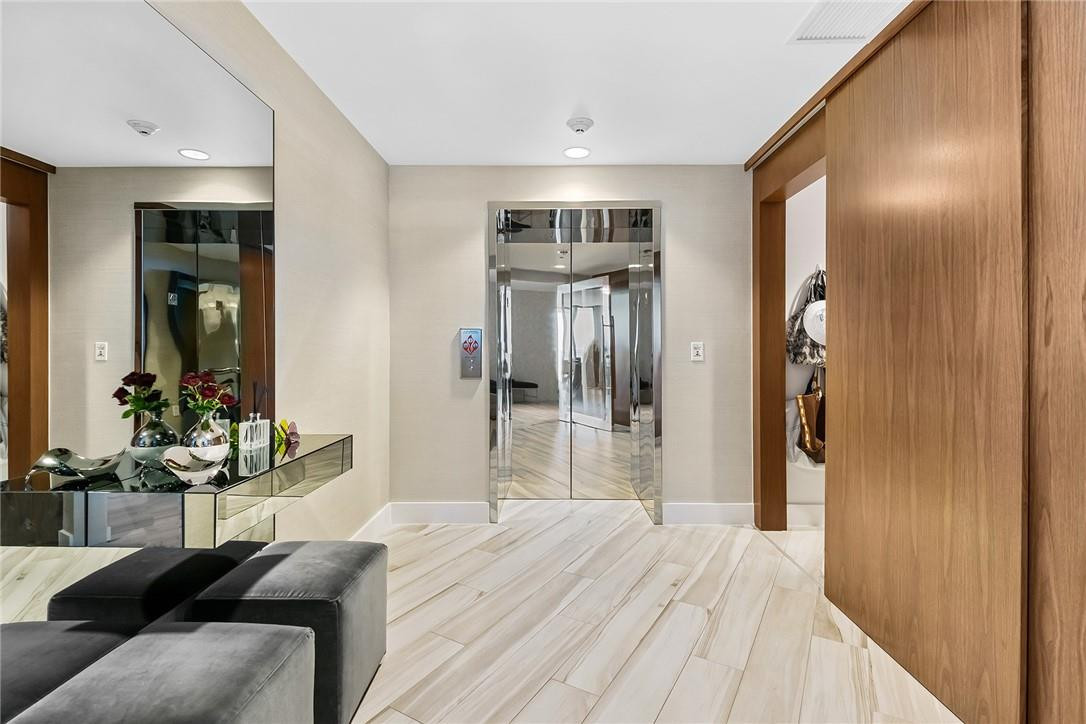 Paramount - Residential