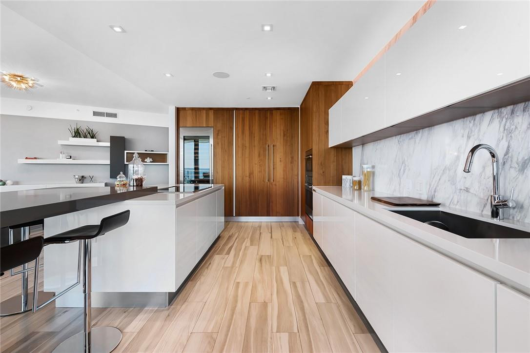 Paramount - Residential