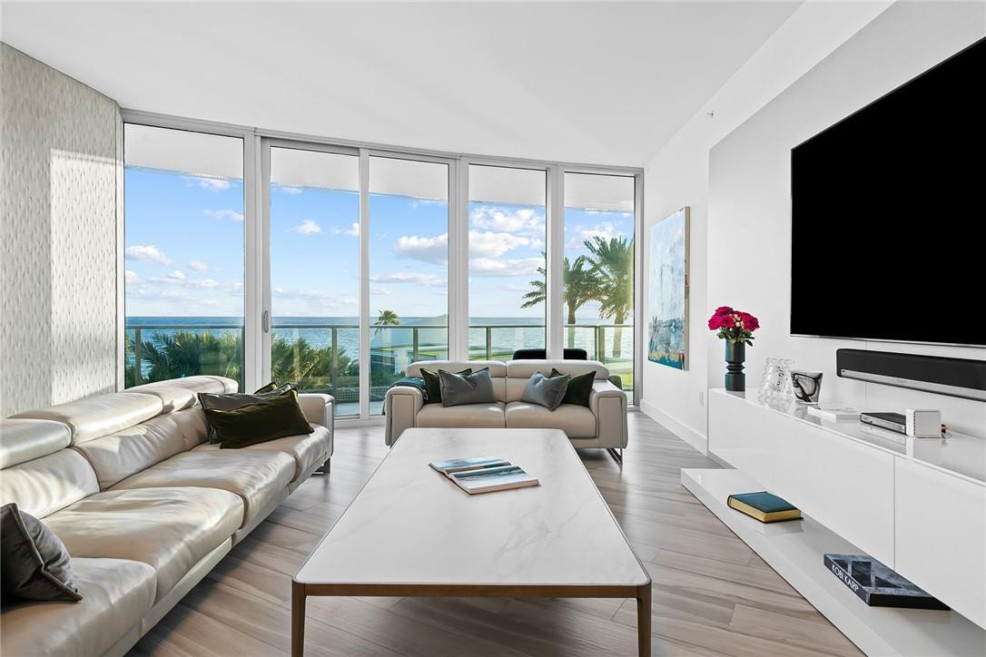 Paramount - Residential