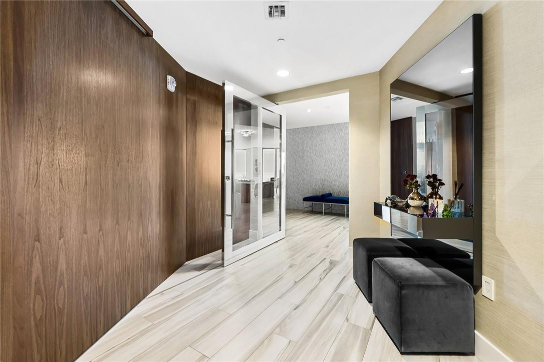 Paramount - Residential