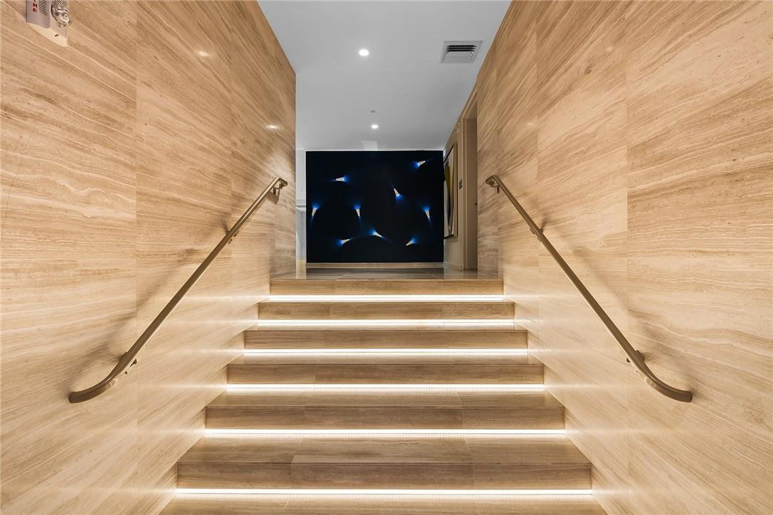 Paramount - Residential