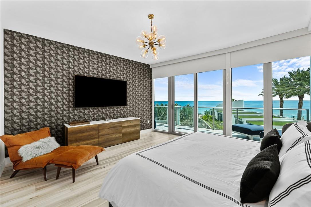 Paramount - Residential