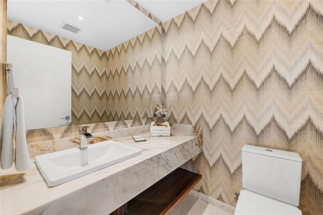 Paramount - Residential