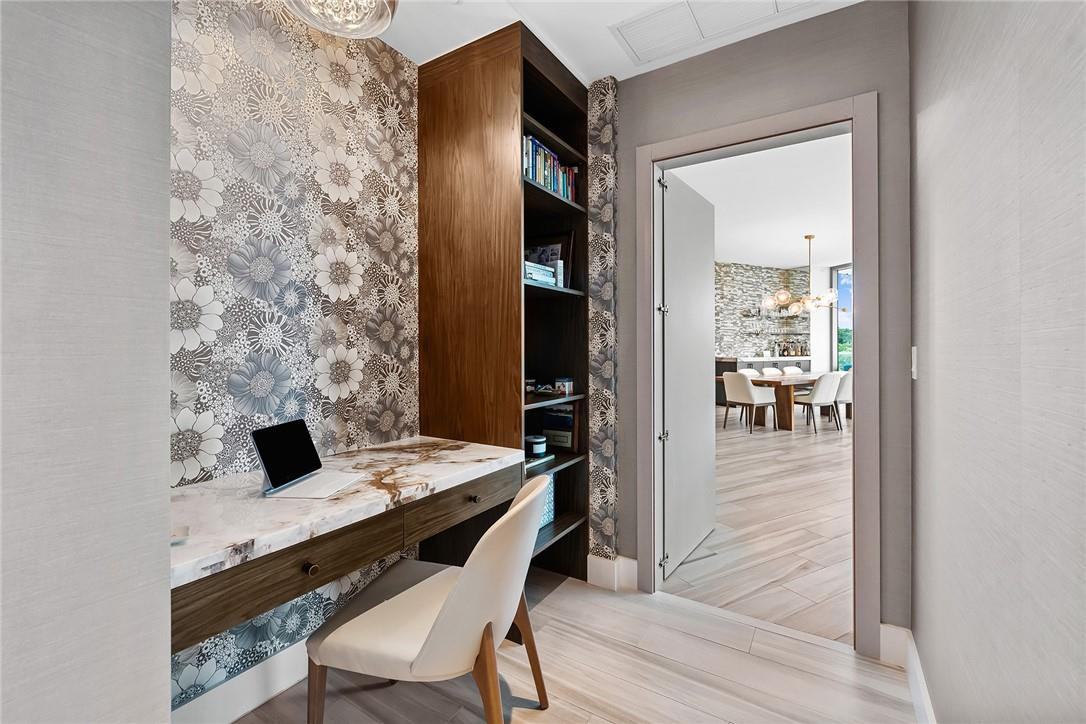 Paramount - Residential