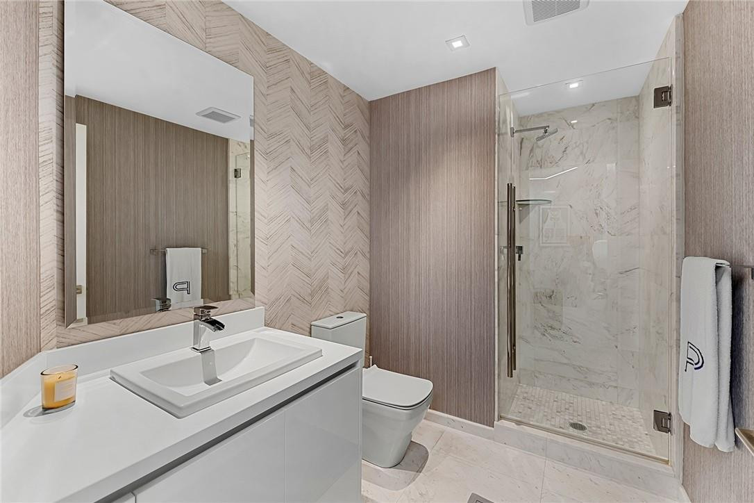 Paramount - Residential