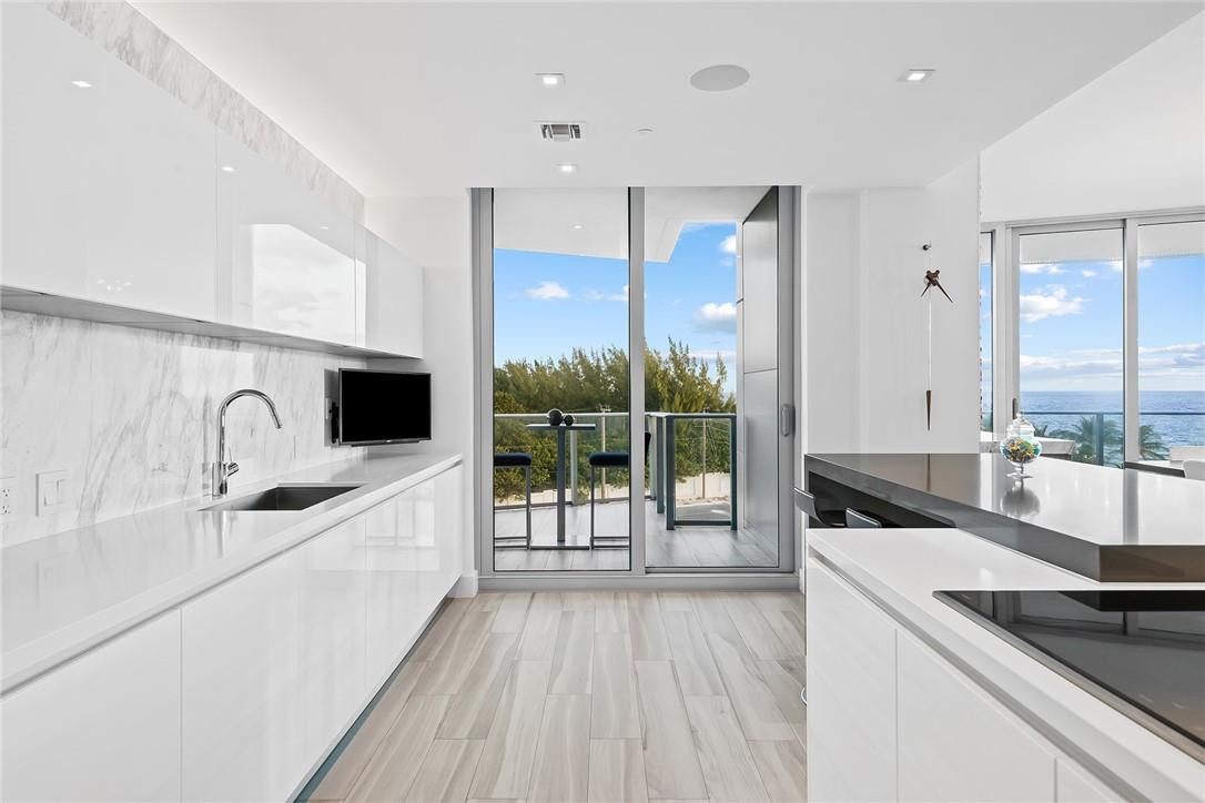 Paramount - Residential