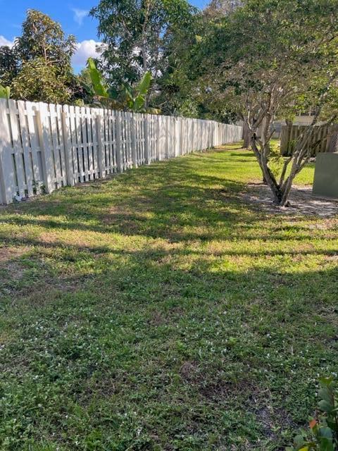 PALM BEACH TRACE CONDO - Residential Lease