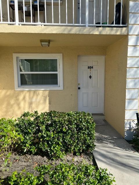 PALM BEACH TRACE CONDO - Residential Lease