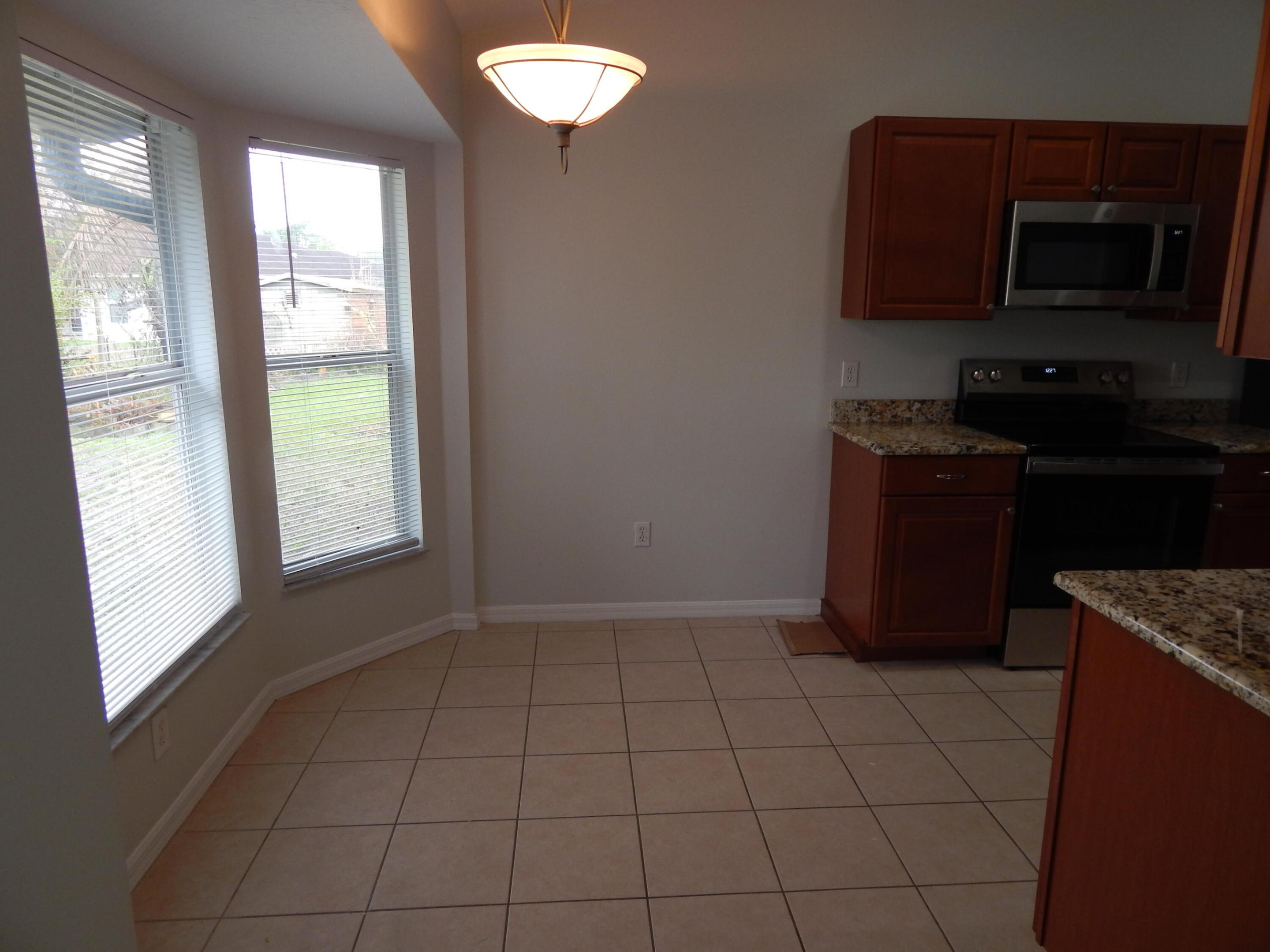 PORT ST LUCIE SECTION  34 - Residential Lease
