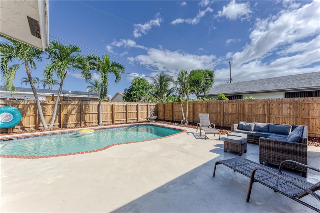 West Deerfield Beach 42-4 - Residential