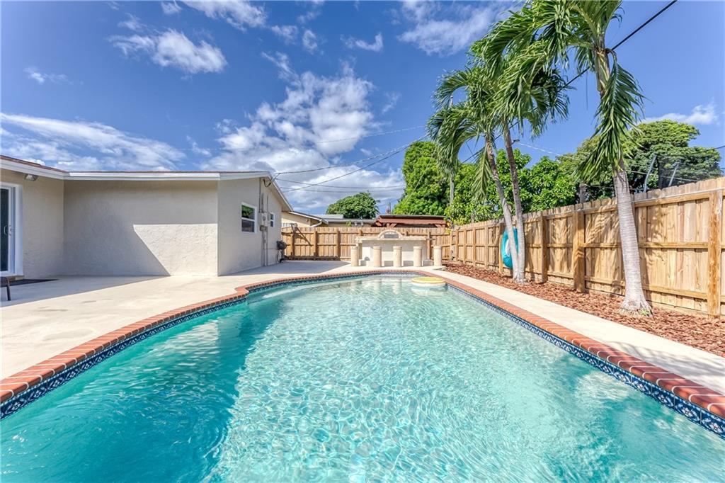 West Deerfield Beach 42-4 - Residential