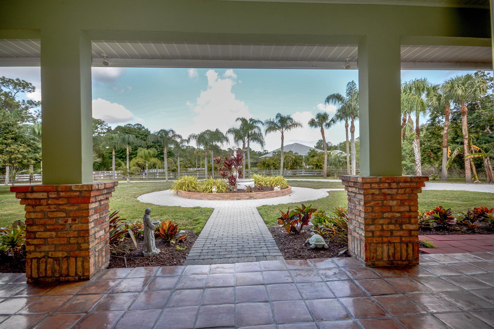 10534 Dogwood Trail