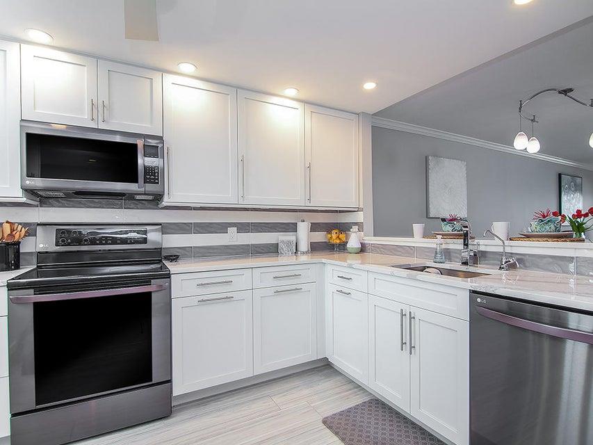 Atlantis III By The Sea A Condo - Residential