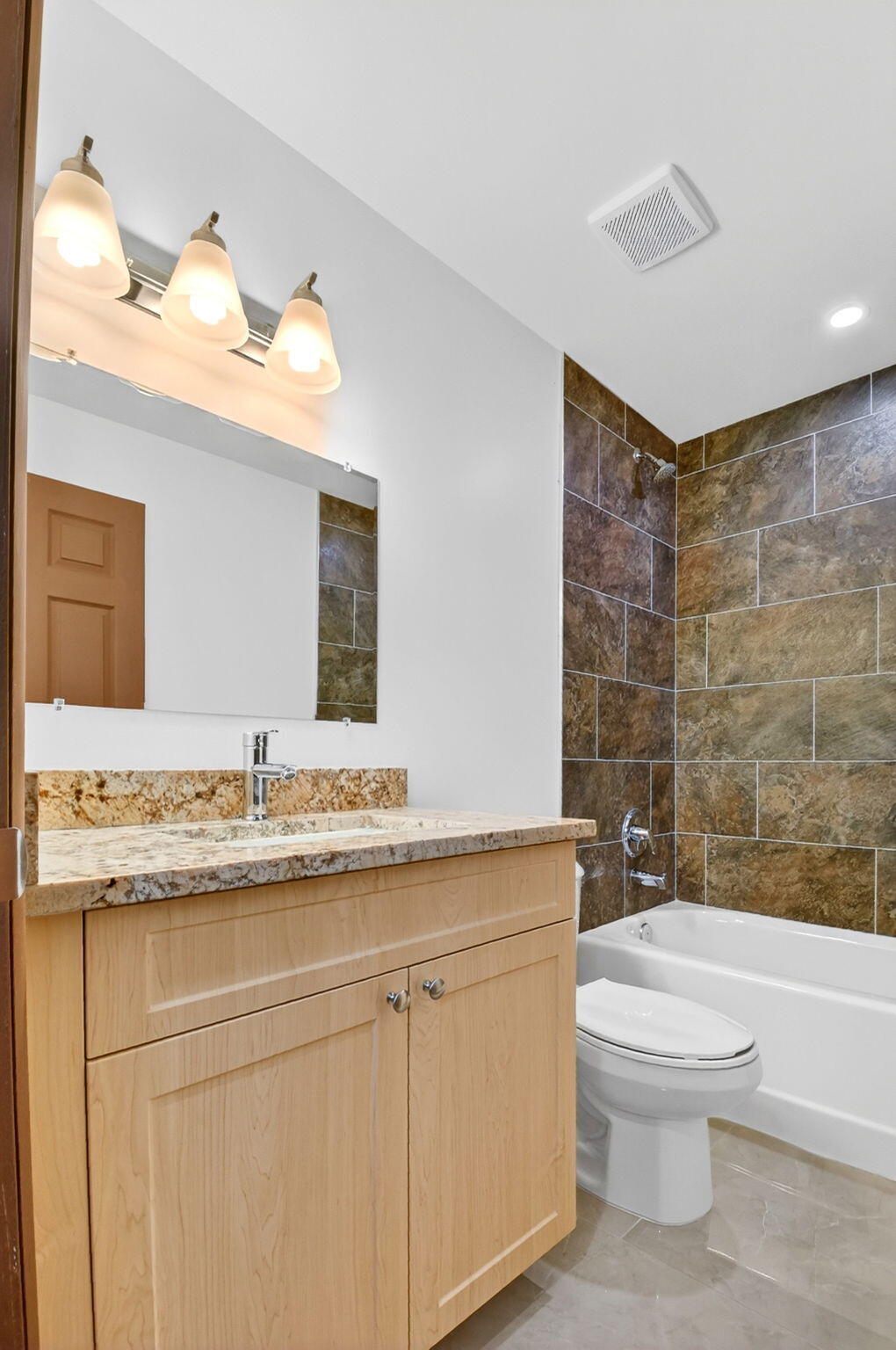WEST GATE ESTS NORTHERN SEC - Residential