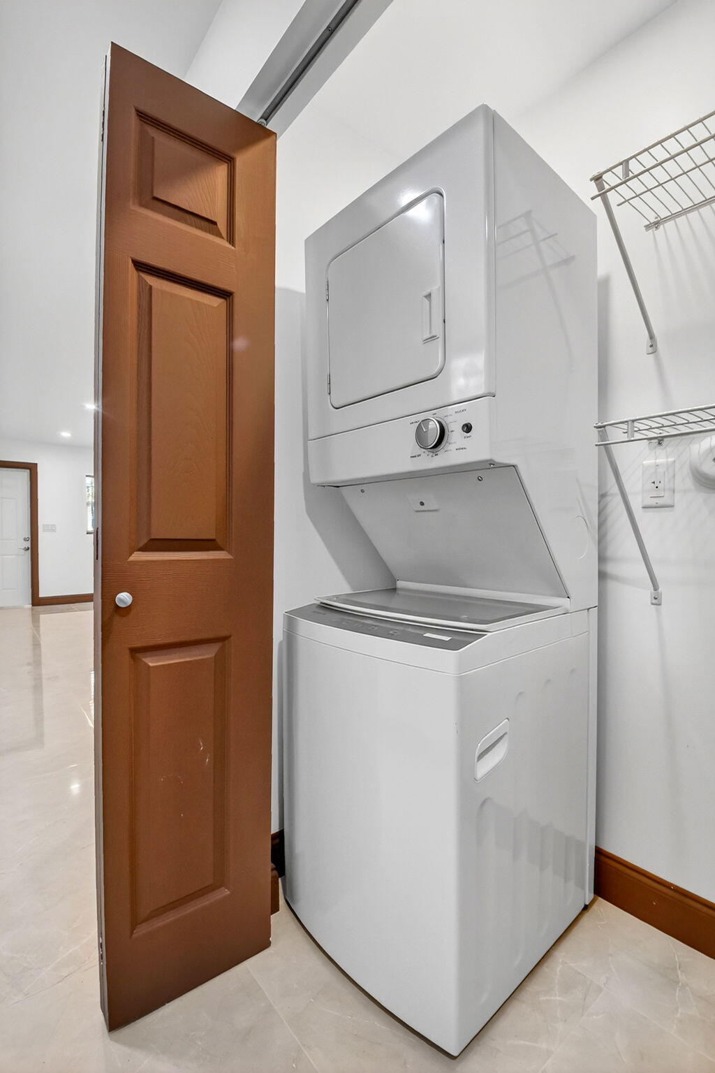 WEST GATE ESTS NORTHERN SEC - Residential