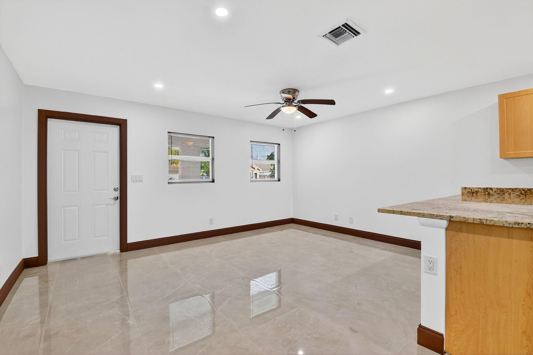 WEST GATE ESTS NORTHERN SEC - Residential