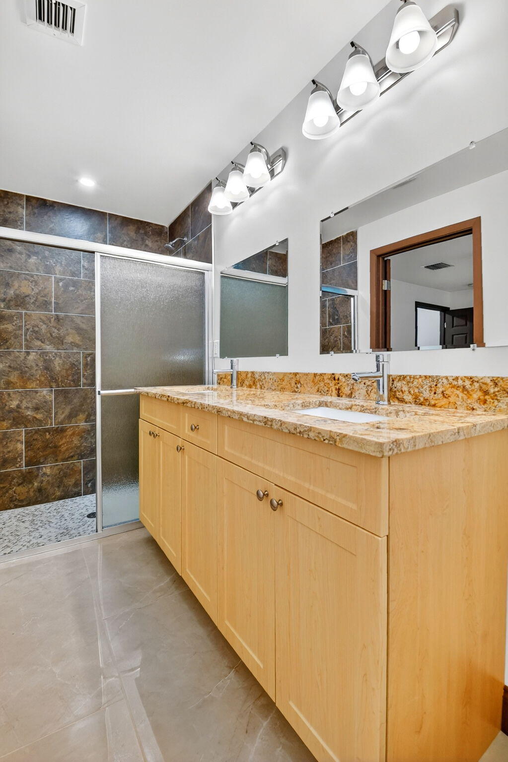 WEST GATE ESTS NORTHERN SEC - Residential