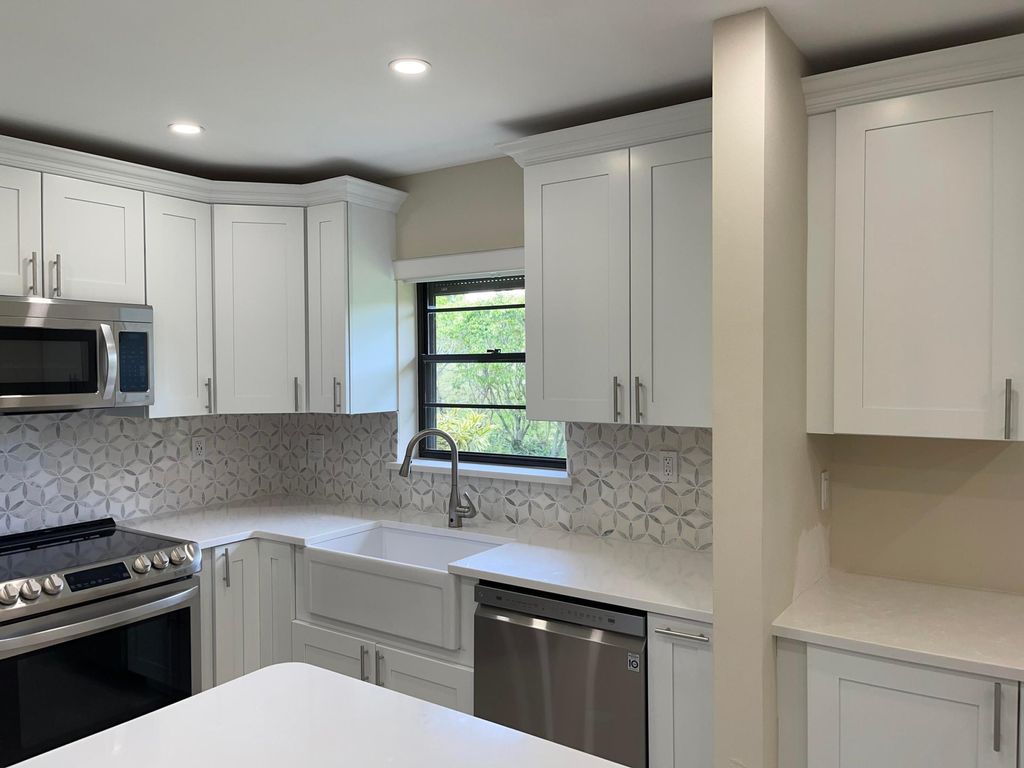 Photo of 29 Bethesda Park Circle #G29, Boynton Beach, FL 33435 (MLS # B26043913)