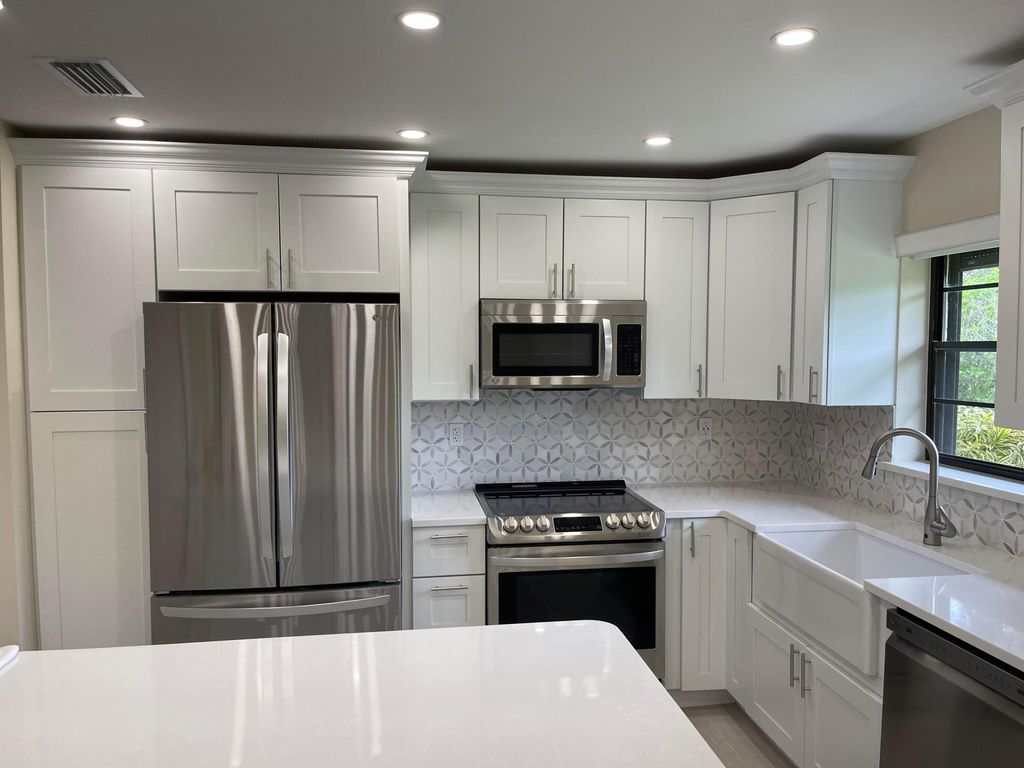 Photo of 29 Bethesda Park Circle #G29, Boynton Beach, FL 33435 (MLS # B26043913)