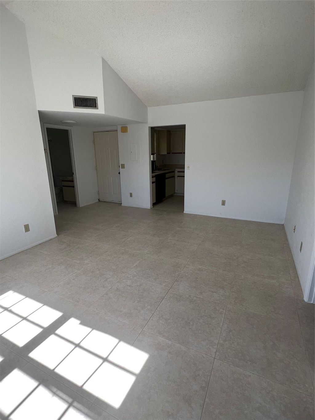 Photo of 1604 SE Green Acres Circle, Port Saint Lucie, FL 34952 (MLS # F10437149)