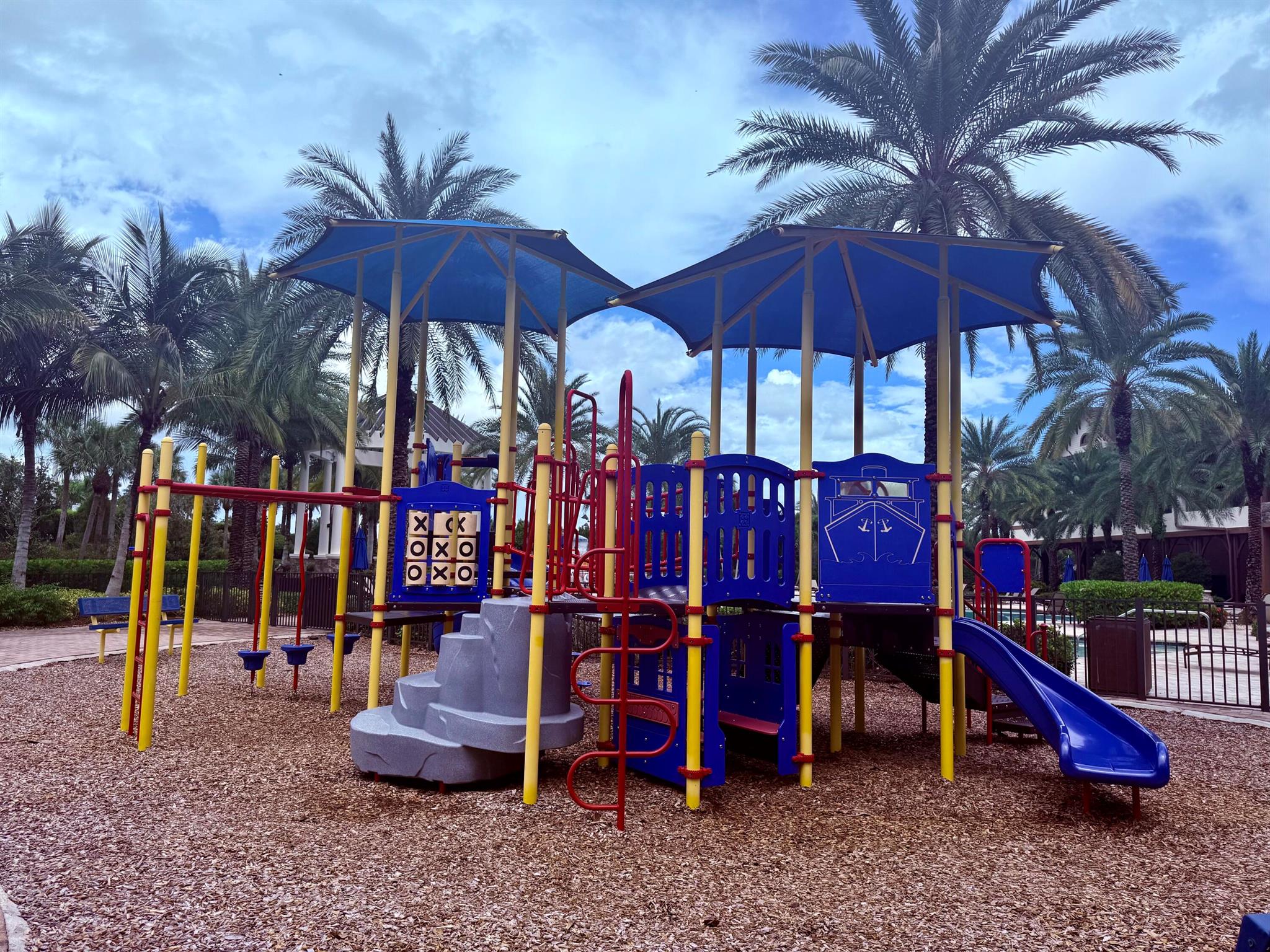 DEBUYS - Residential Lease