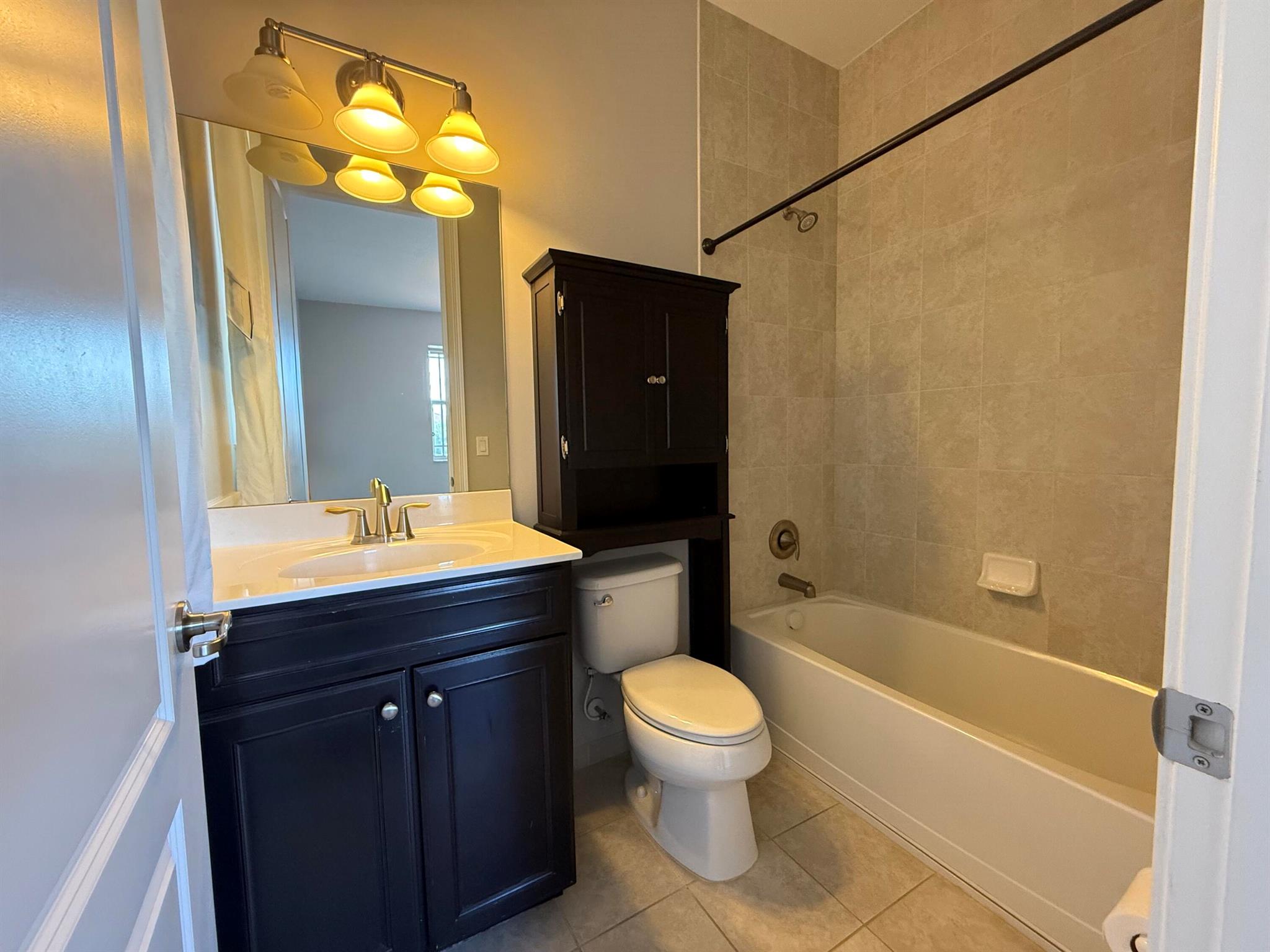 DEBUYS - Residential Lease