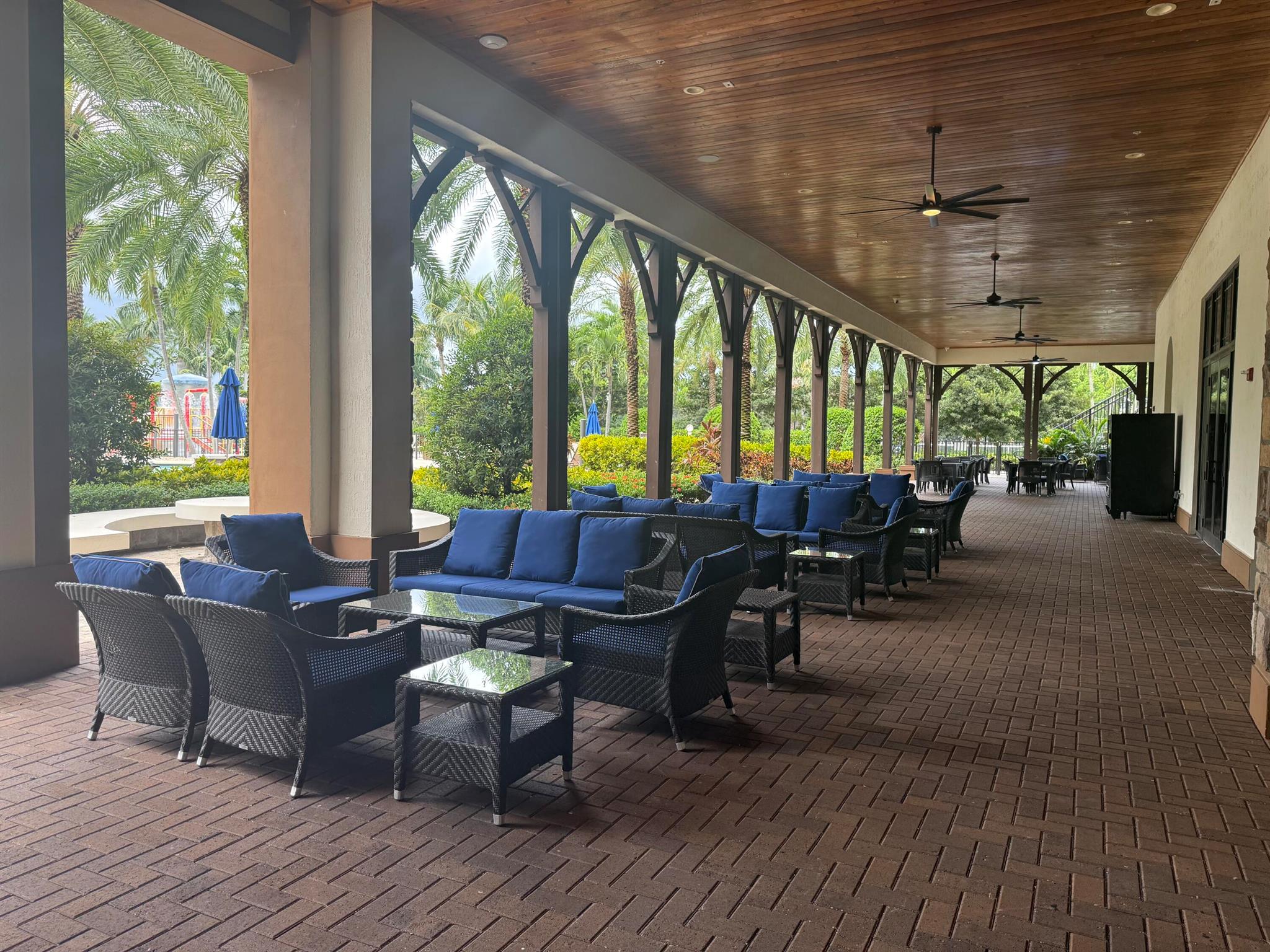 DEBUYS - Residential Lease