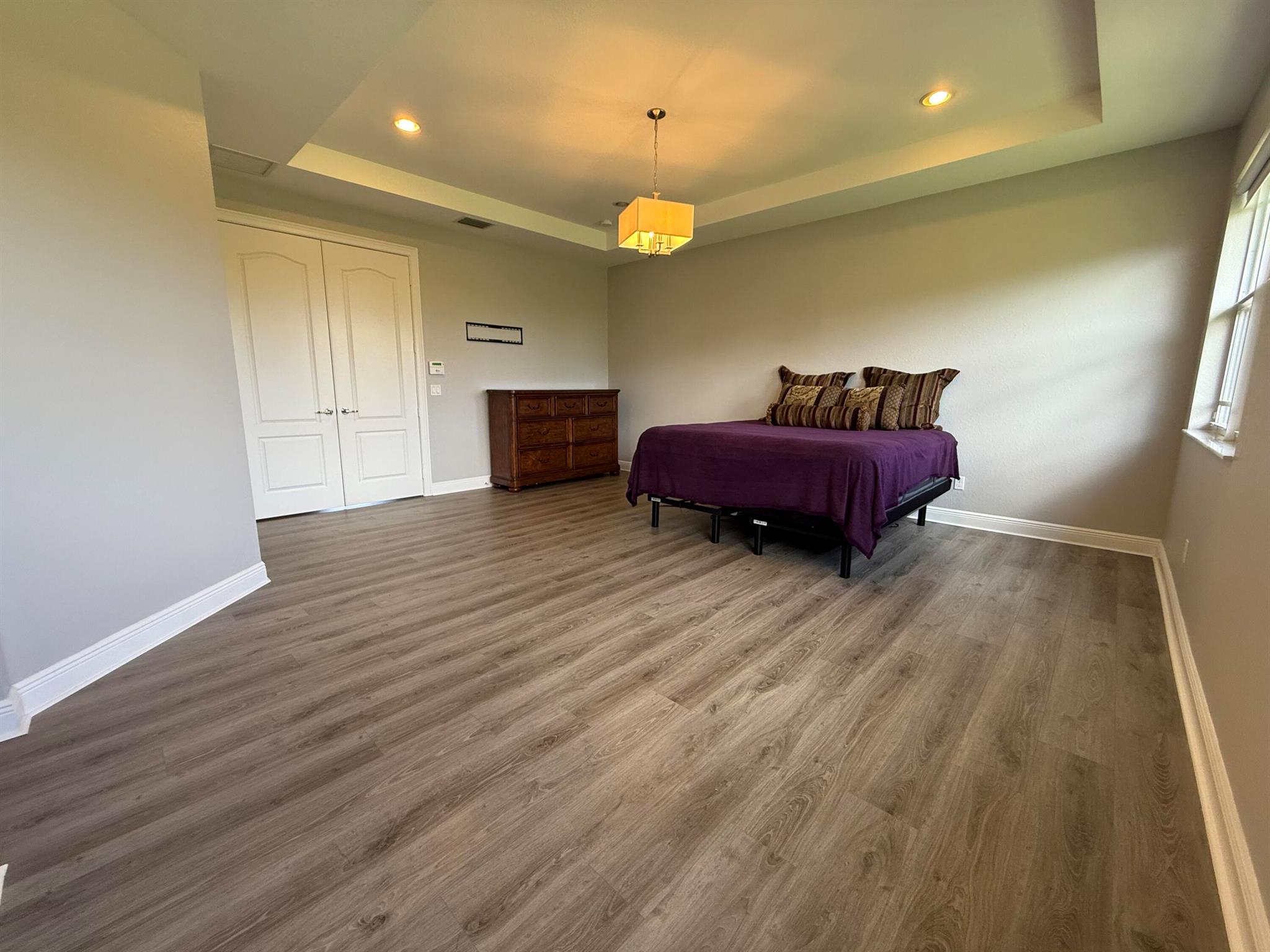 DEBUYS - Residential Lease