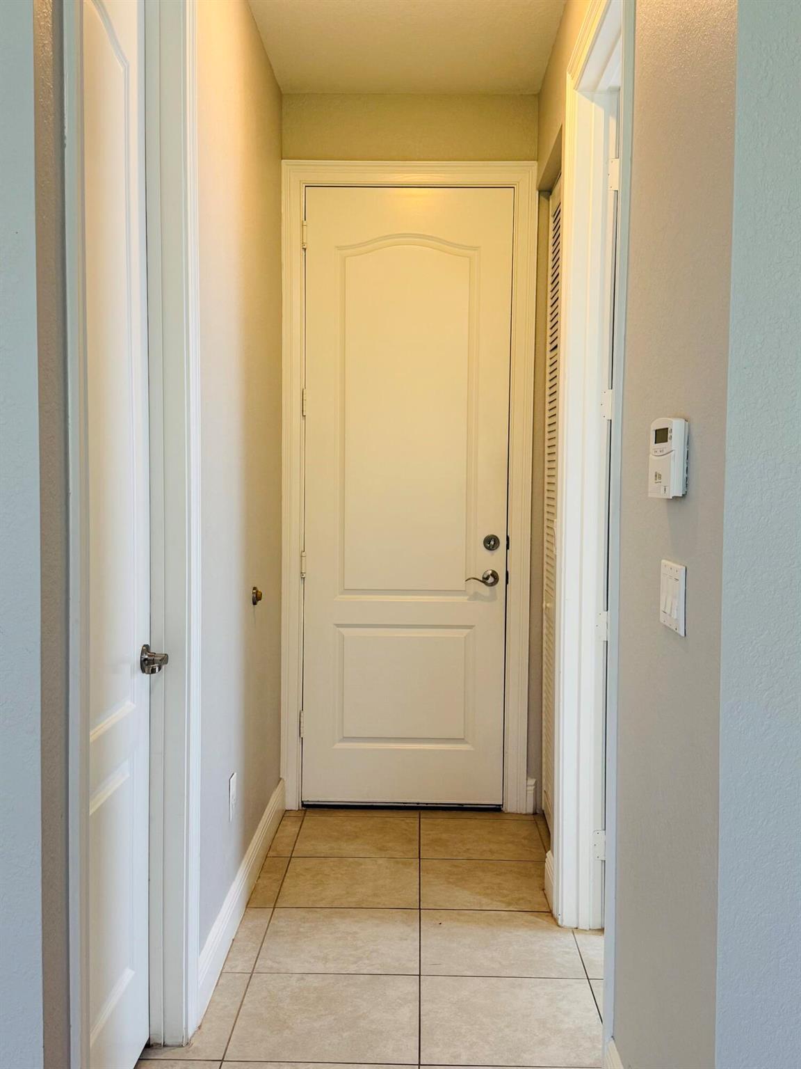 DEBUYS - Residential Lease