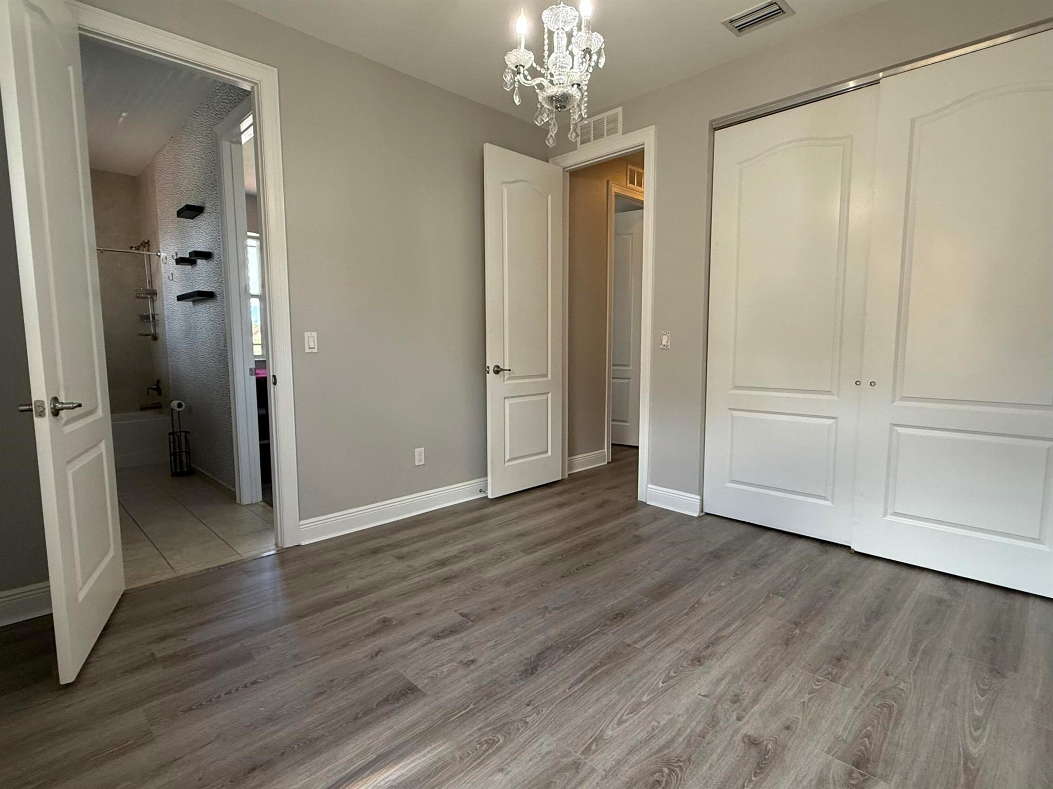 DEBUYS - Residential Lease