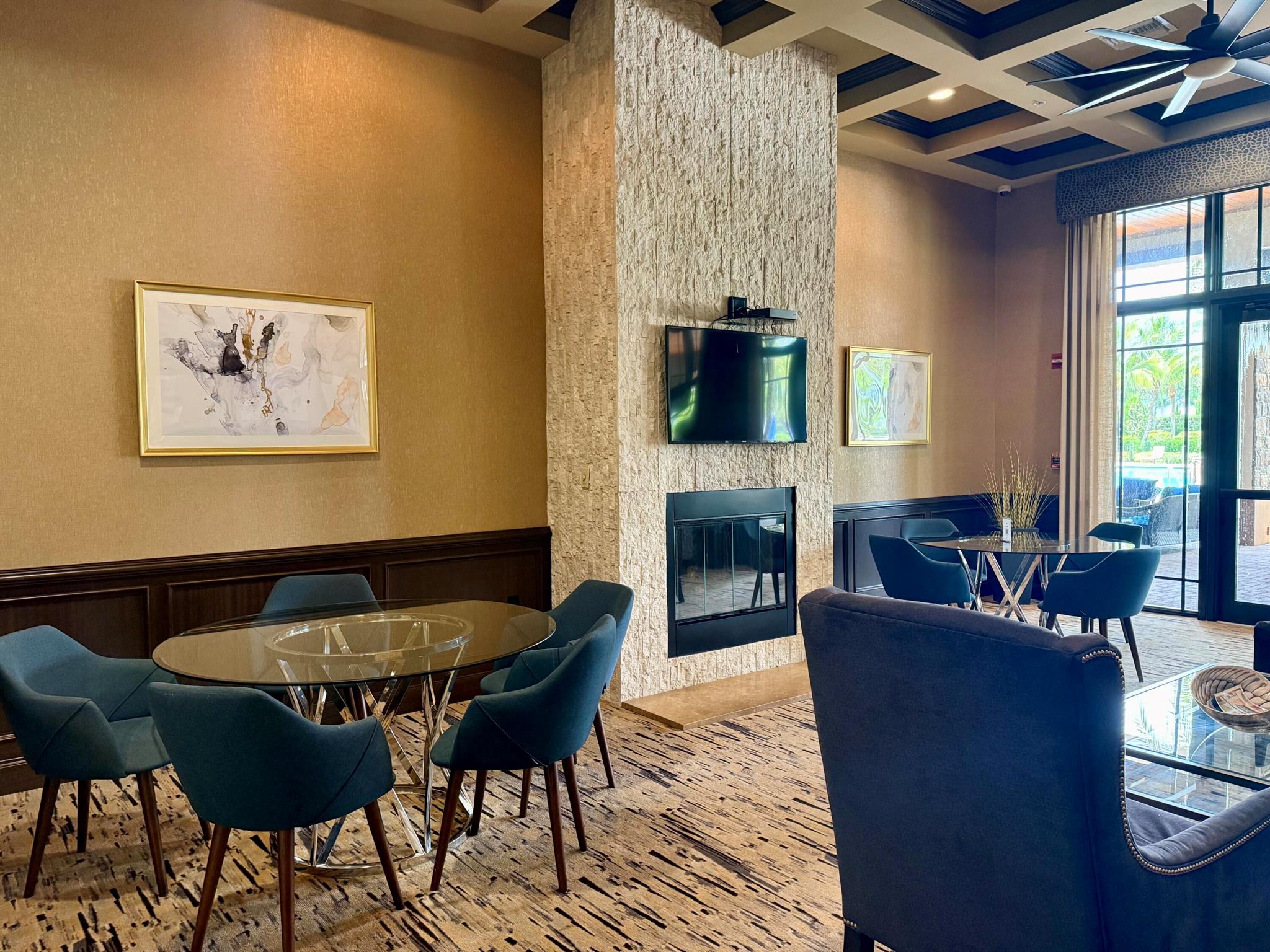 DEBUYS - Residential Lease