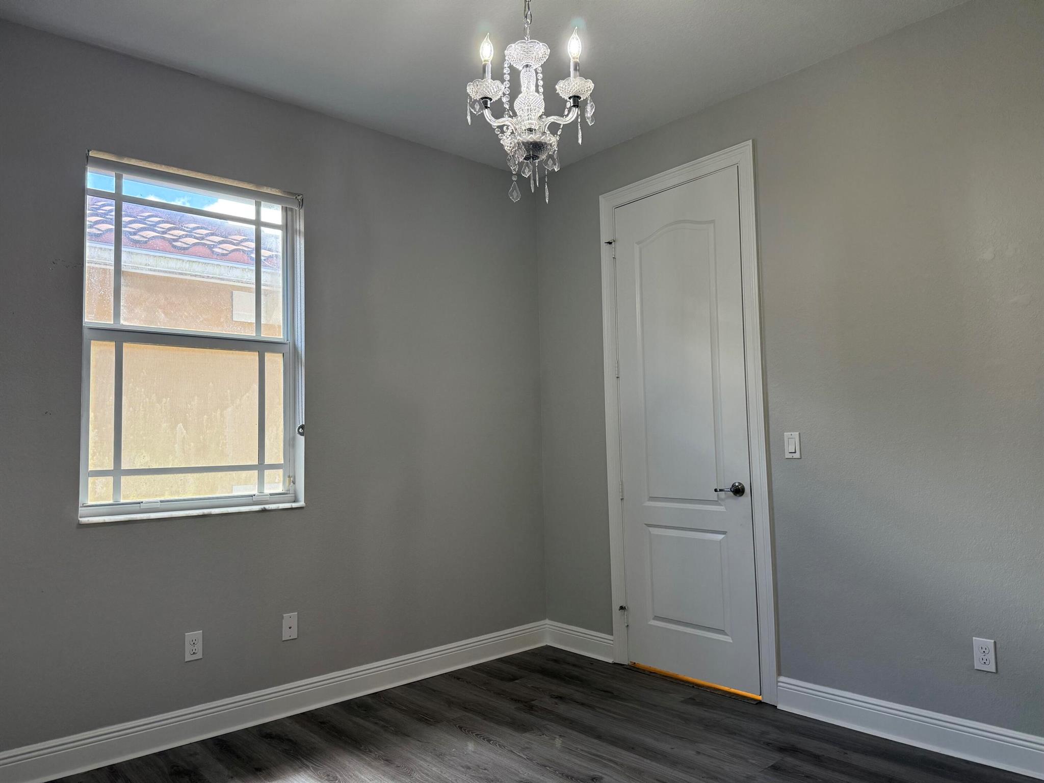 DEBUYS - Residential Lease