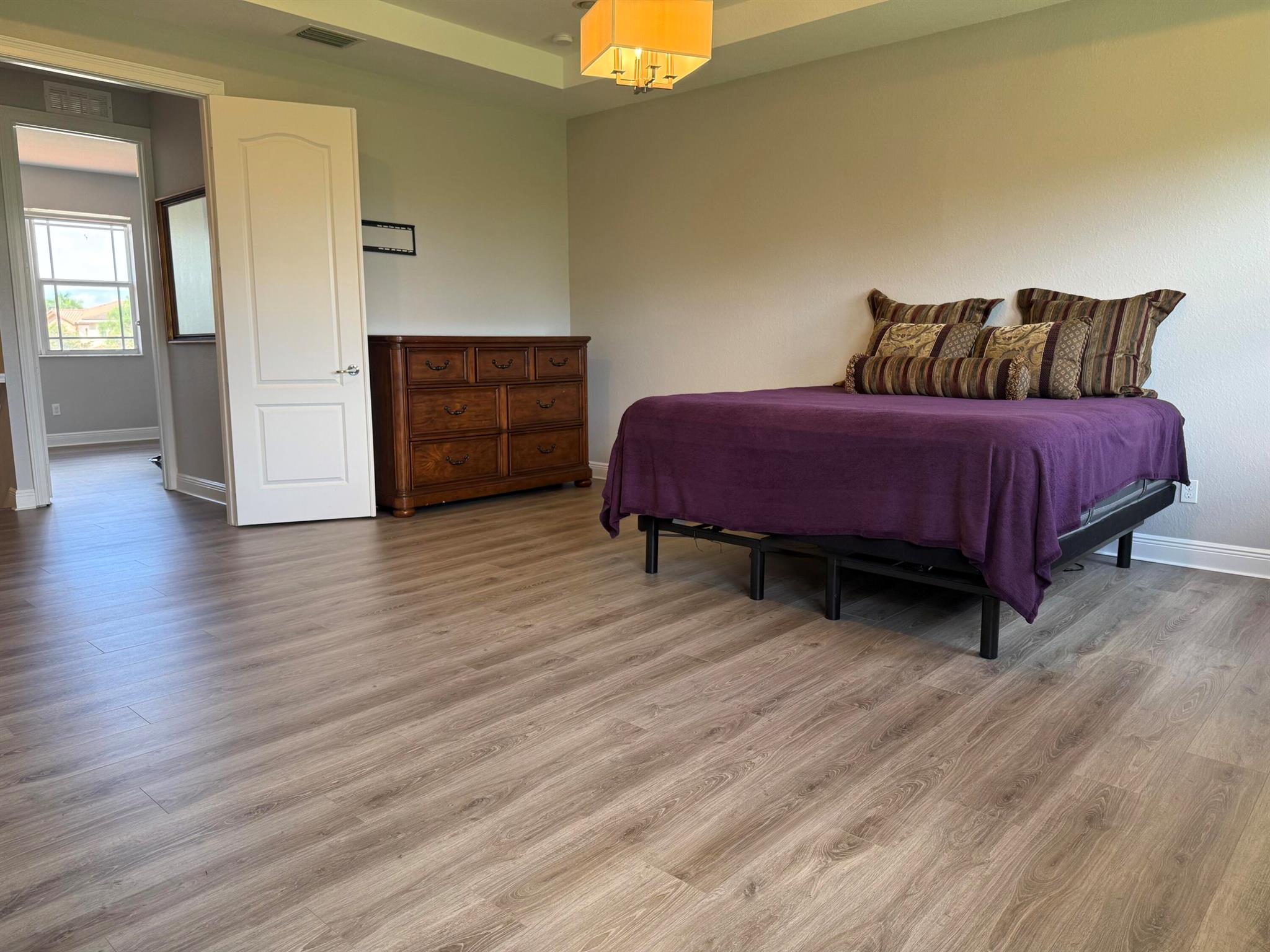 DEBUYS - Residential Lease