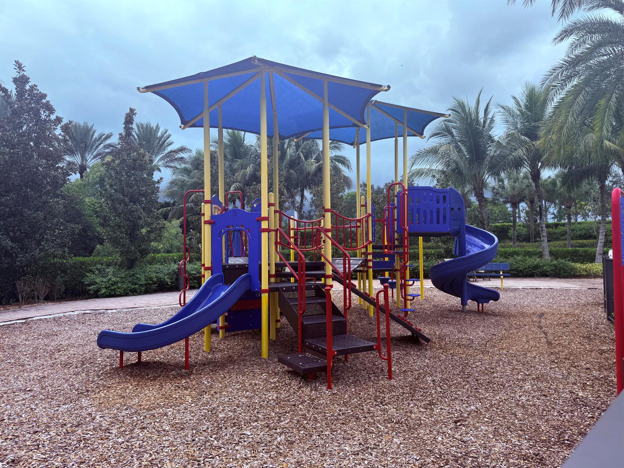 DEBUYS - Residential Lease