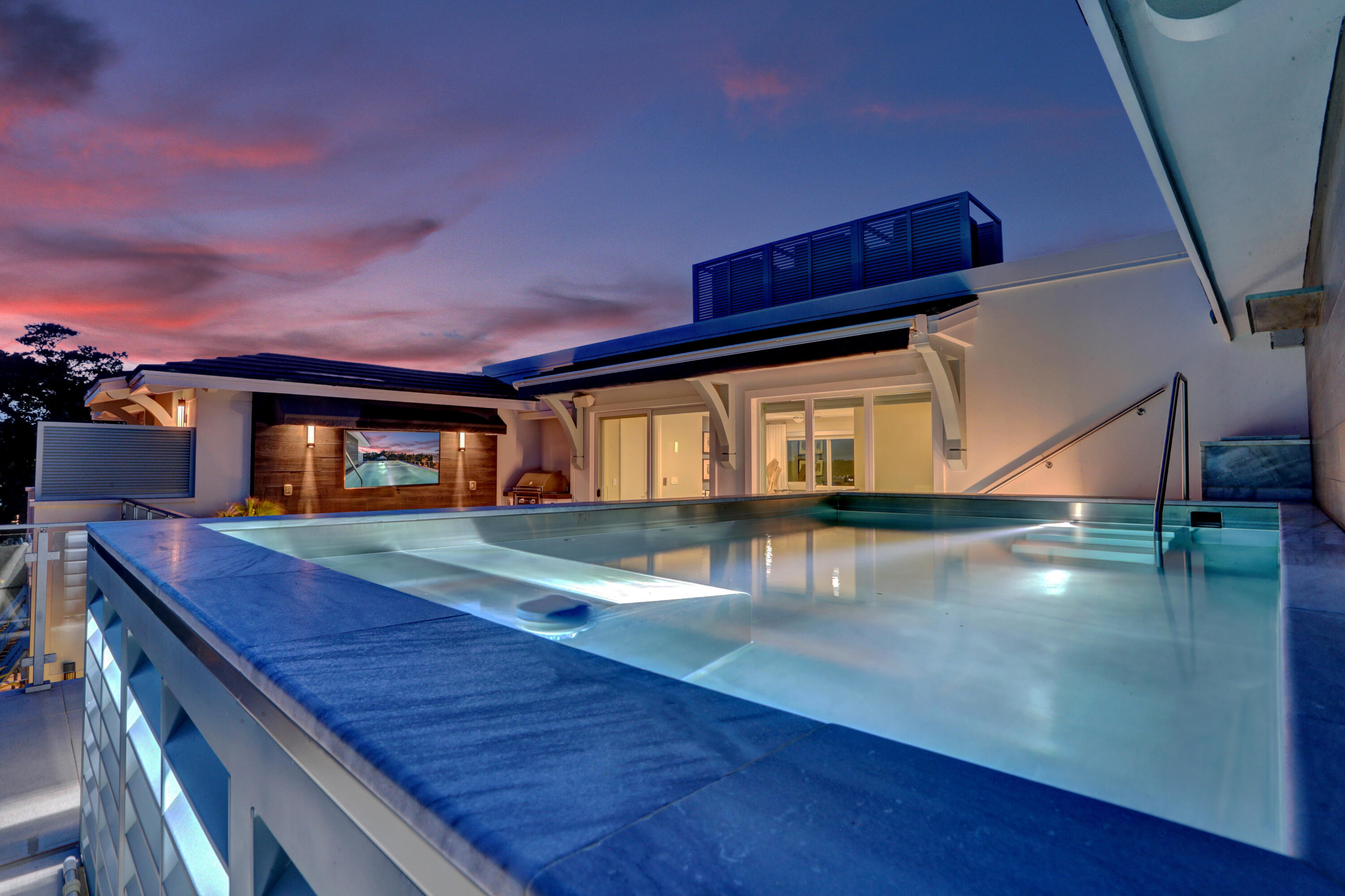 SEAGATE VILLAS - Residential