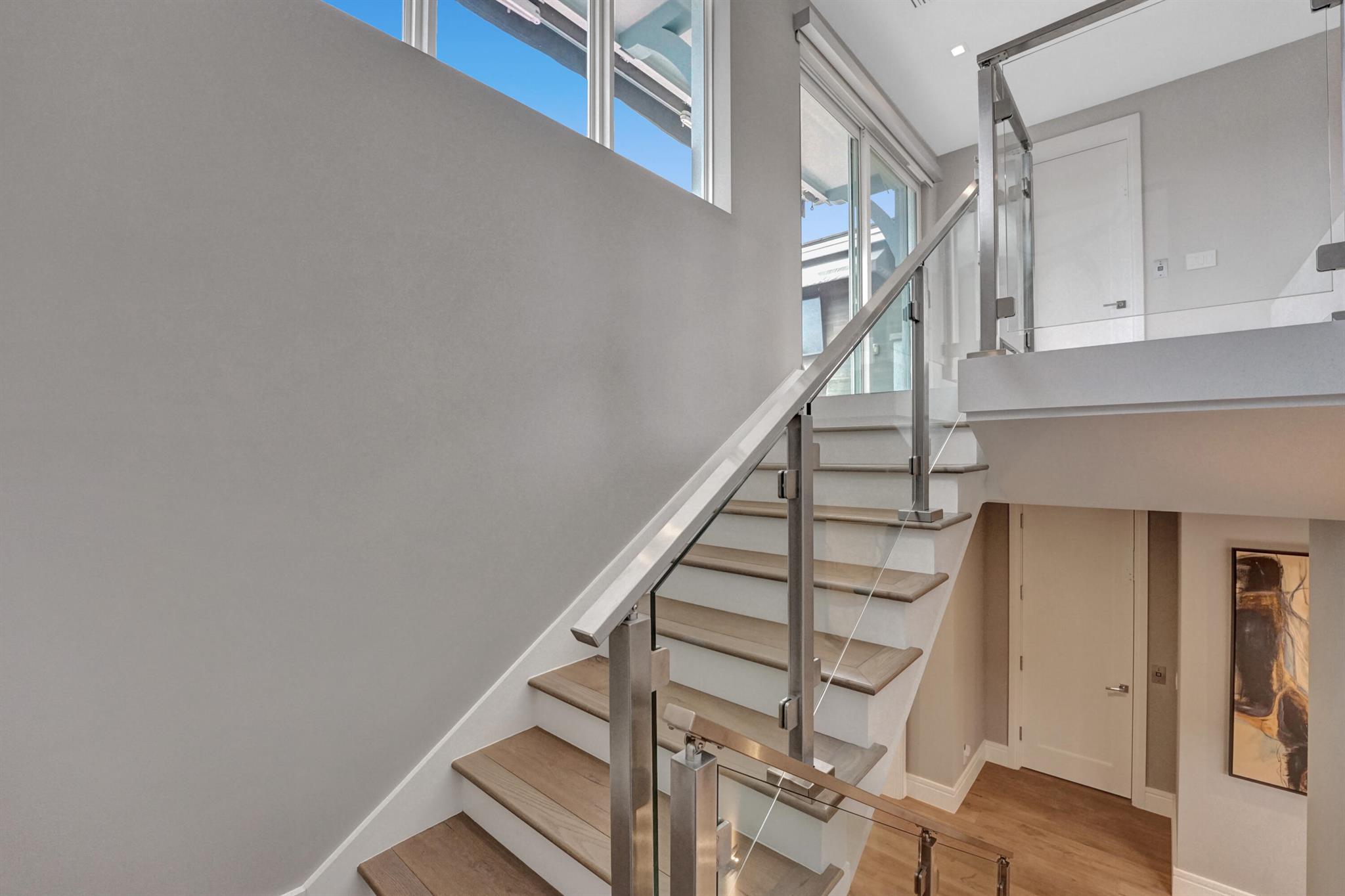 SEAGATE VILLAS - Residential