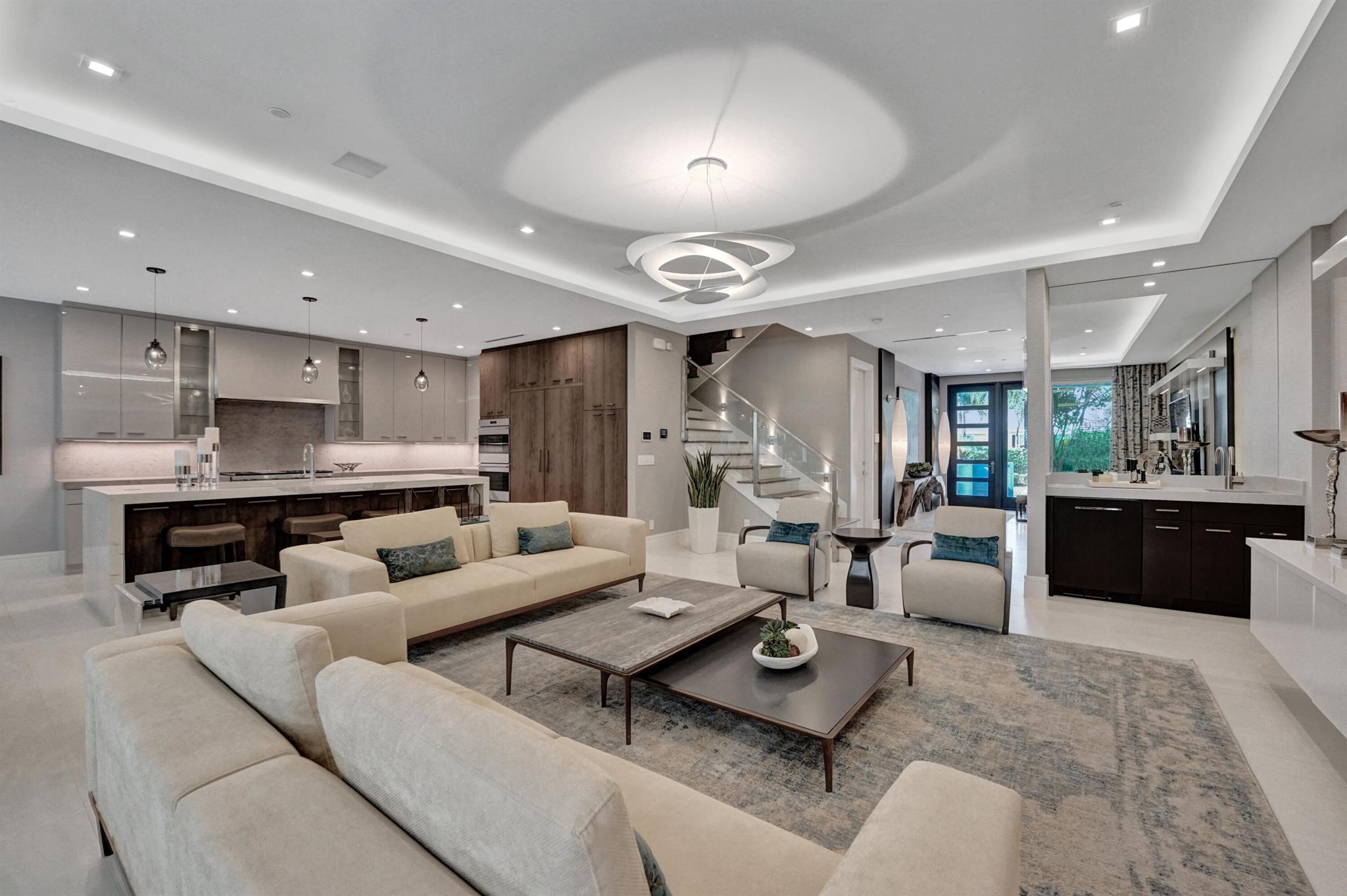 SEAGATE VILLAS - Residential