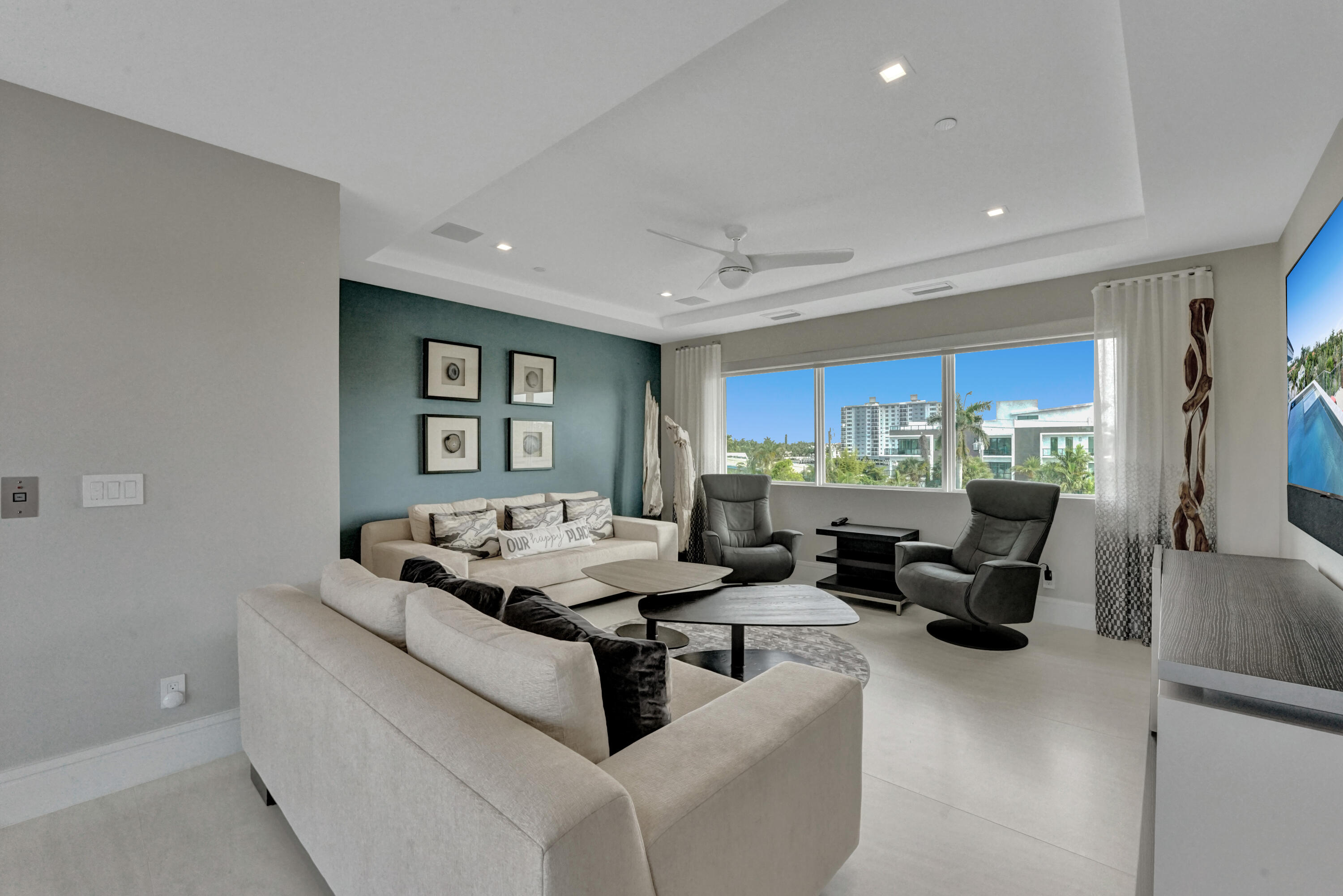 SEAGATE VILLAS - Residential