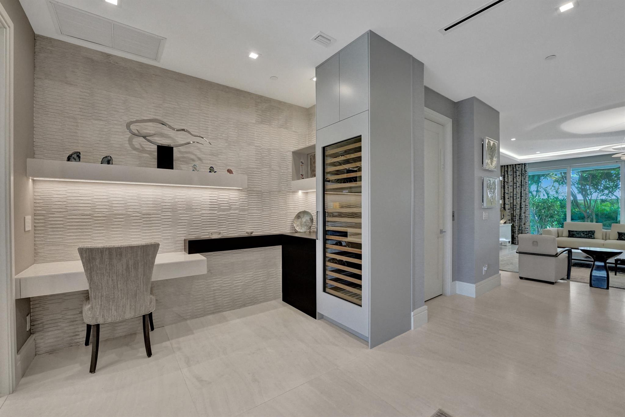 SEAGATE VILLAS - Residential