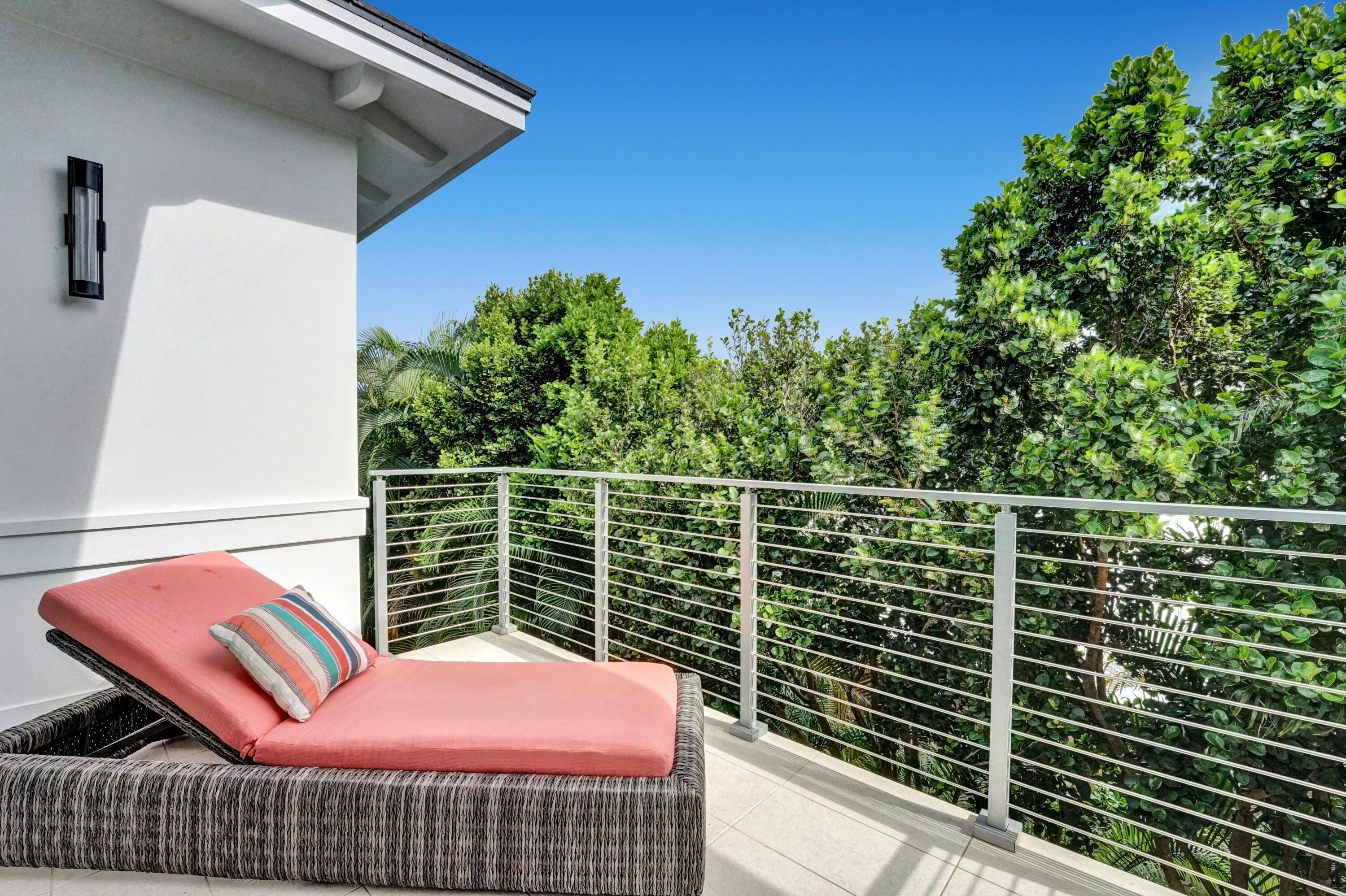 SEAGATE VILLAS - Residential