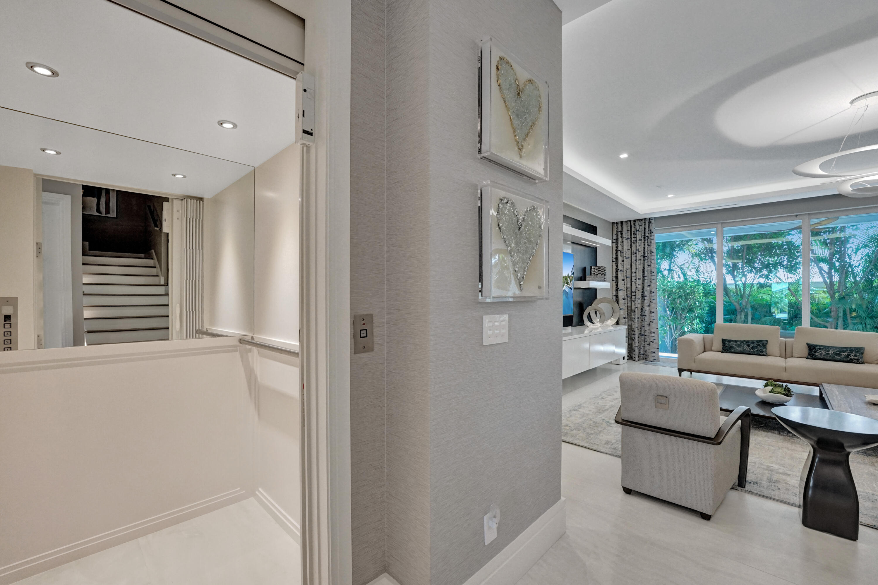 SEAGATE VILLAS - Residential