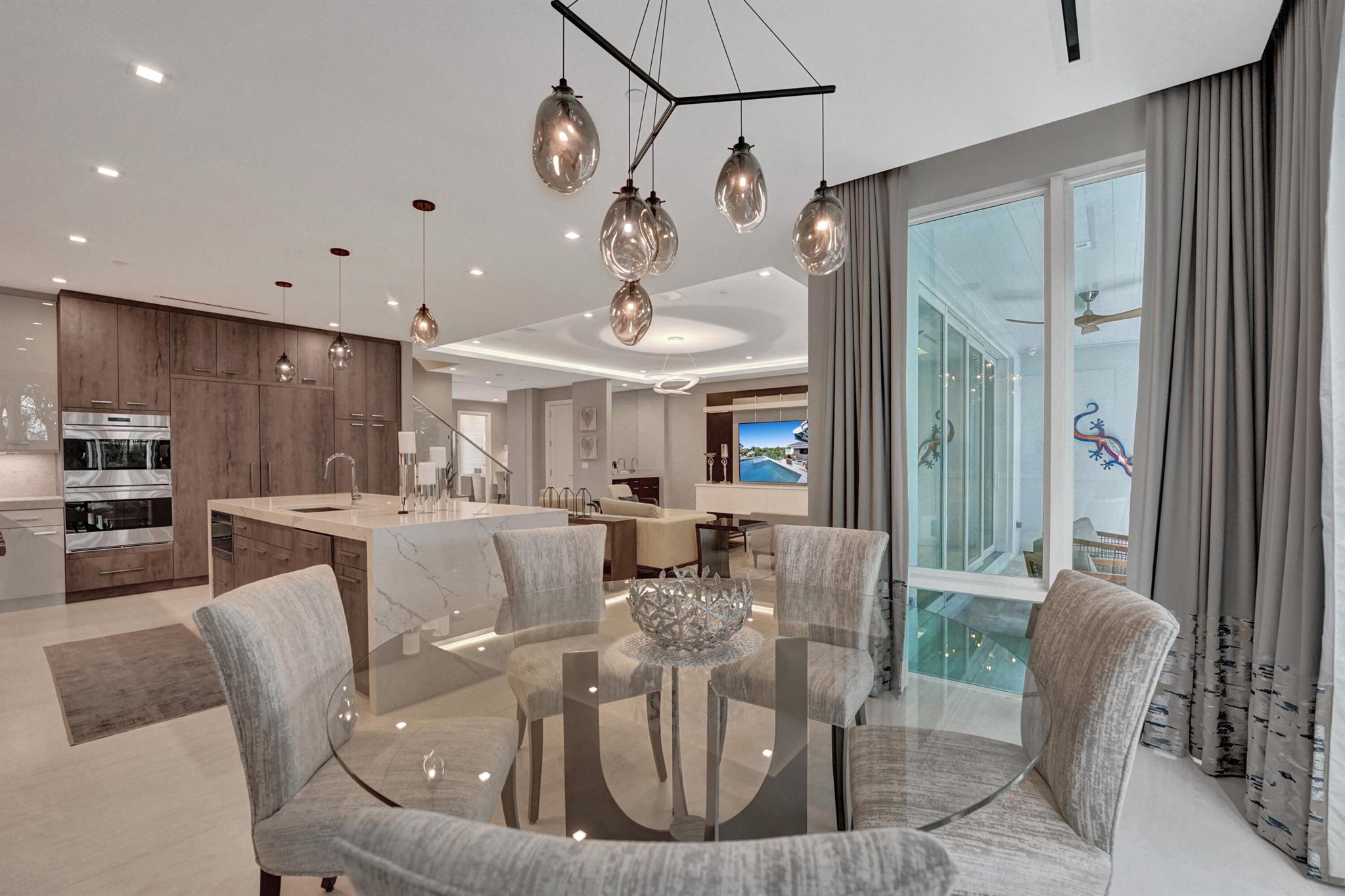 SEAGATE VILLAS - Residential