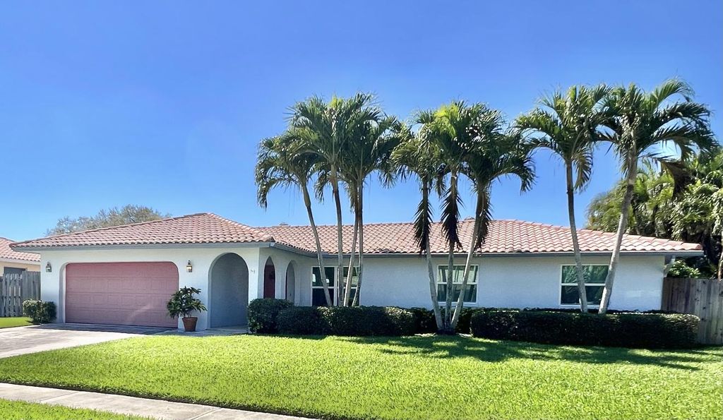 Photo of 3289 NW 25th Way, Boca Raton, FL 33434 (MLS # R11066964)