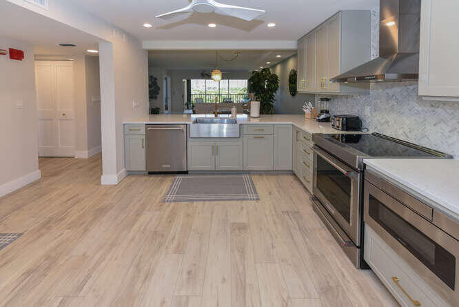 JUPITER BAY EAST CONDO - Residential Lease