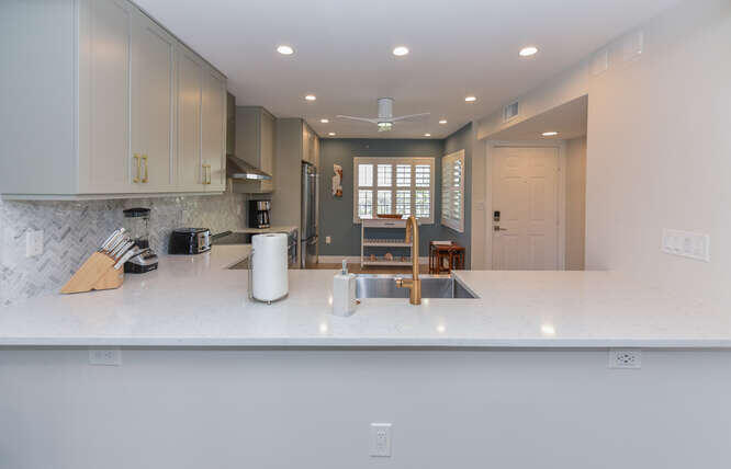 JUPITER BAY EAST CONDO - Residential Lease