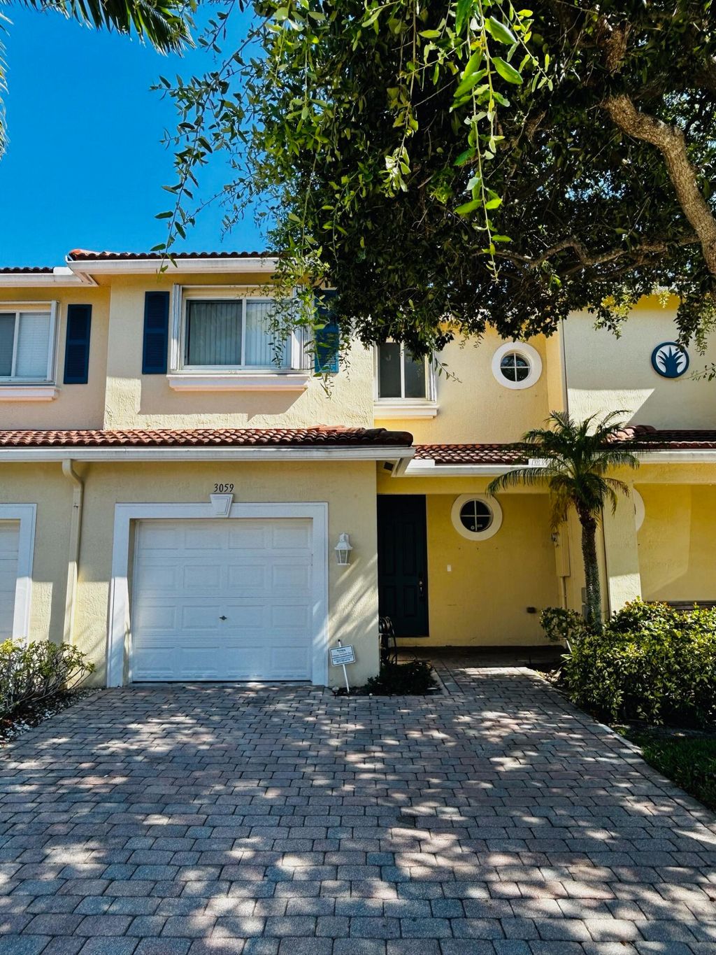 Photo of 3059 N Evergreen Circle, Boynton Beach, FL 33426 (MLS # R10995350)